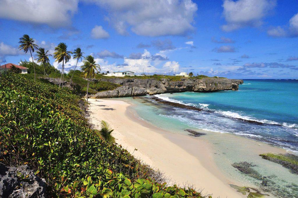 LONG BAY, Barbados © misterlong/Adobe Stock