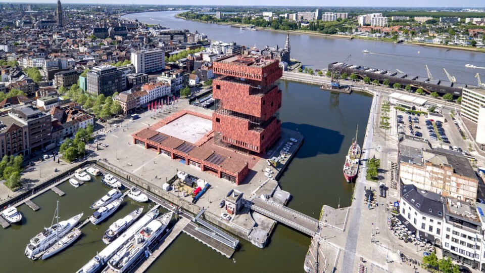 Antwerpens Museum am Strom (MAS) überzeugt mit ungewöhnlicher Architektur © VisitFlanders