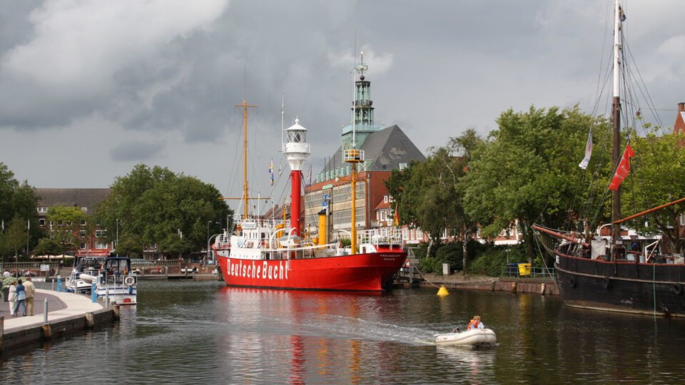 Blick auf den Hafen von Emden